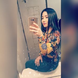 Meet your Posher, Mariana